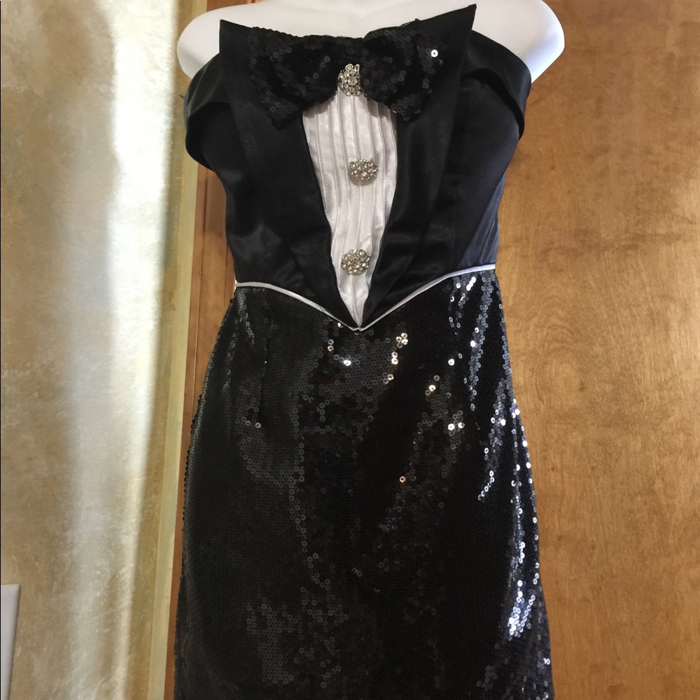Very Nice Tuxedo Dress! Size C strapless